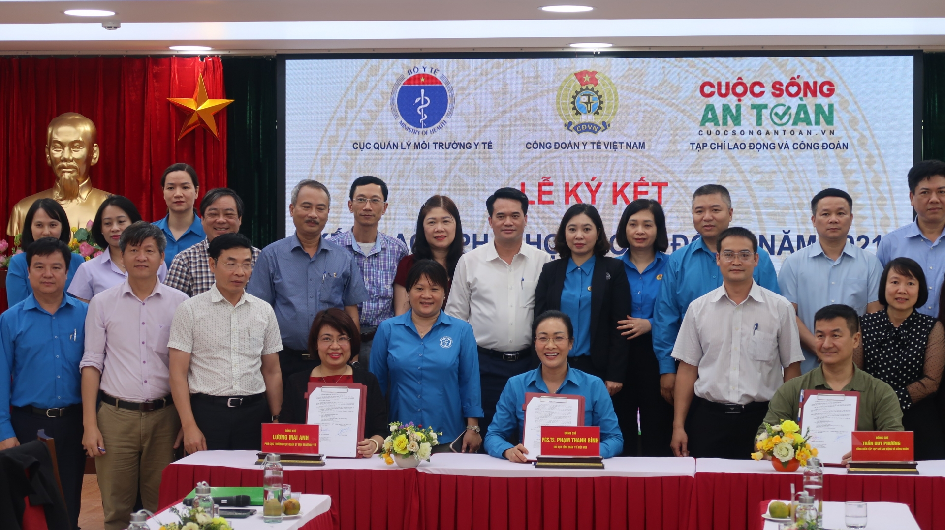 Phát động “Tìm hiểu về công tác ATVSLĐ, phòng chống dịch Covid-19 tại nơi làm việc” Phát động “Tìm hiểu về công tác ATVSLĐ, phòng chống dịch Covid-19 tại nơi làm việc”