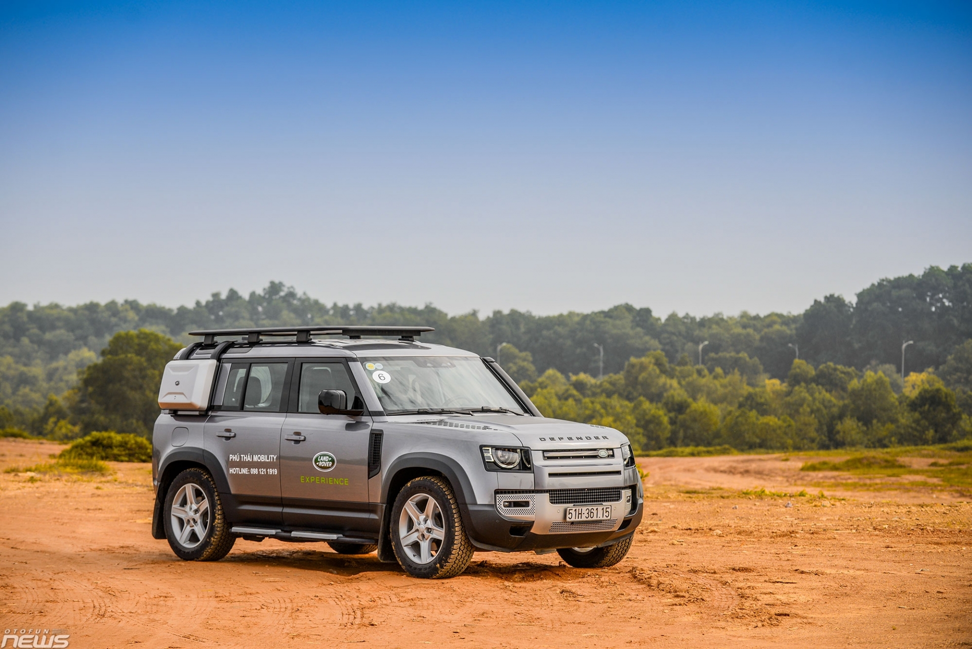 Land Rover Defender là xe đẹp nhất năm 2021