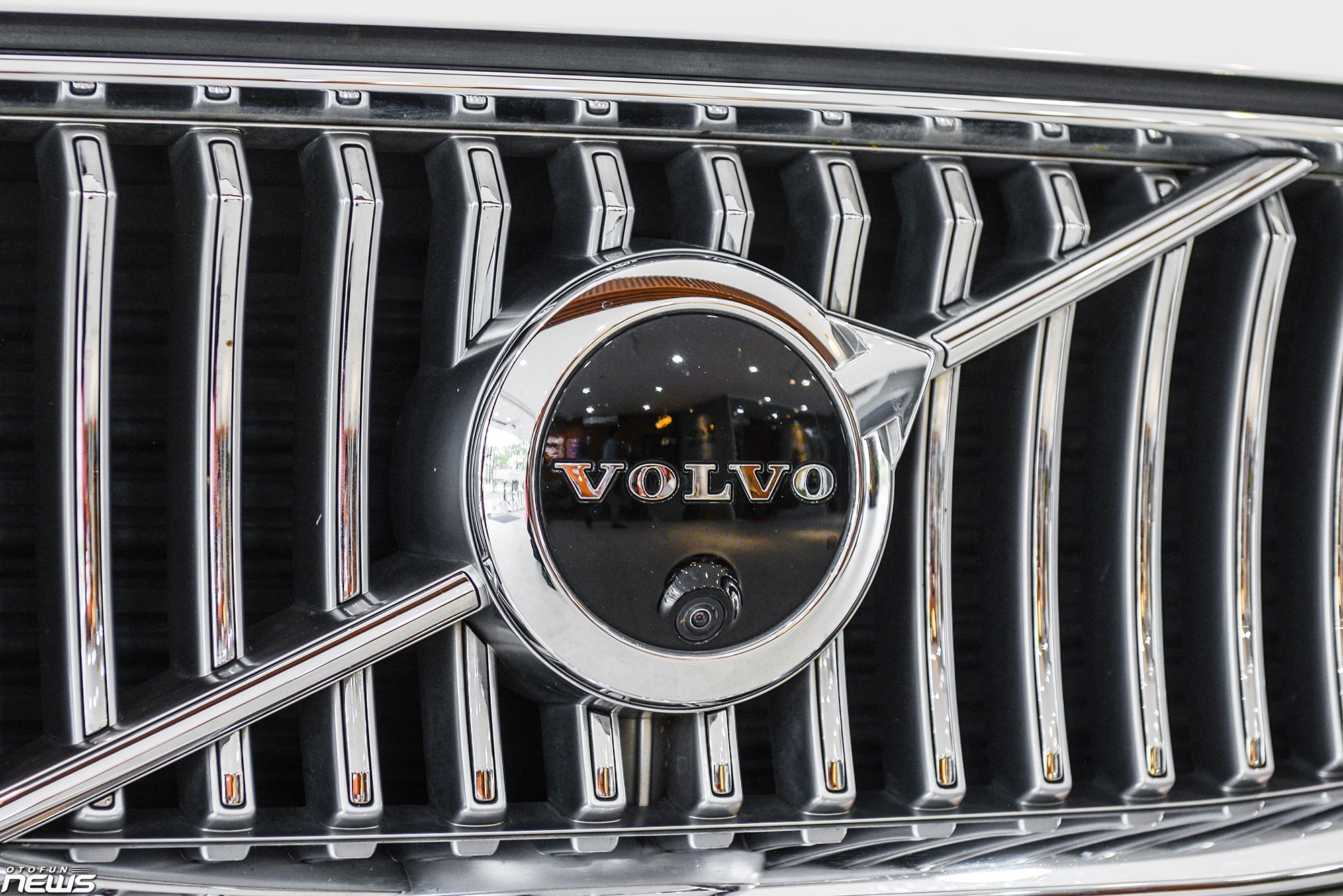 So sánh hai phiên bản Volvo XC90 trước và sau khi nâng cấp