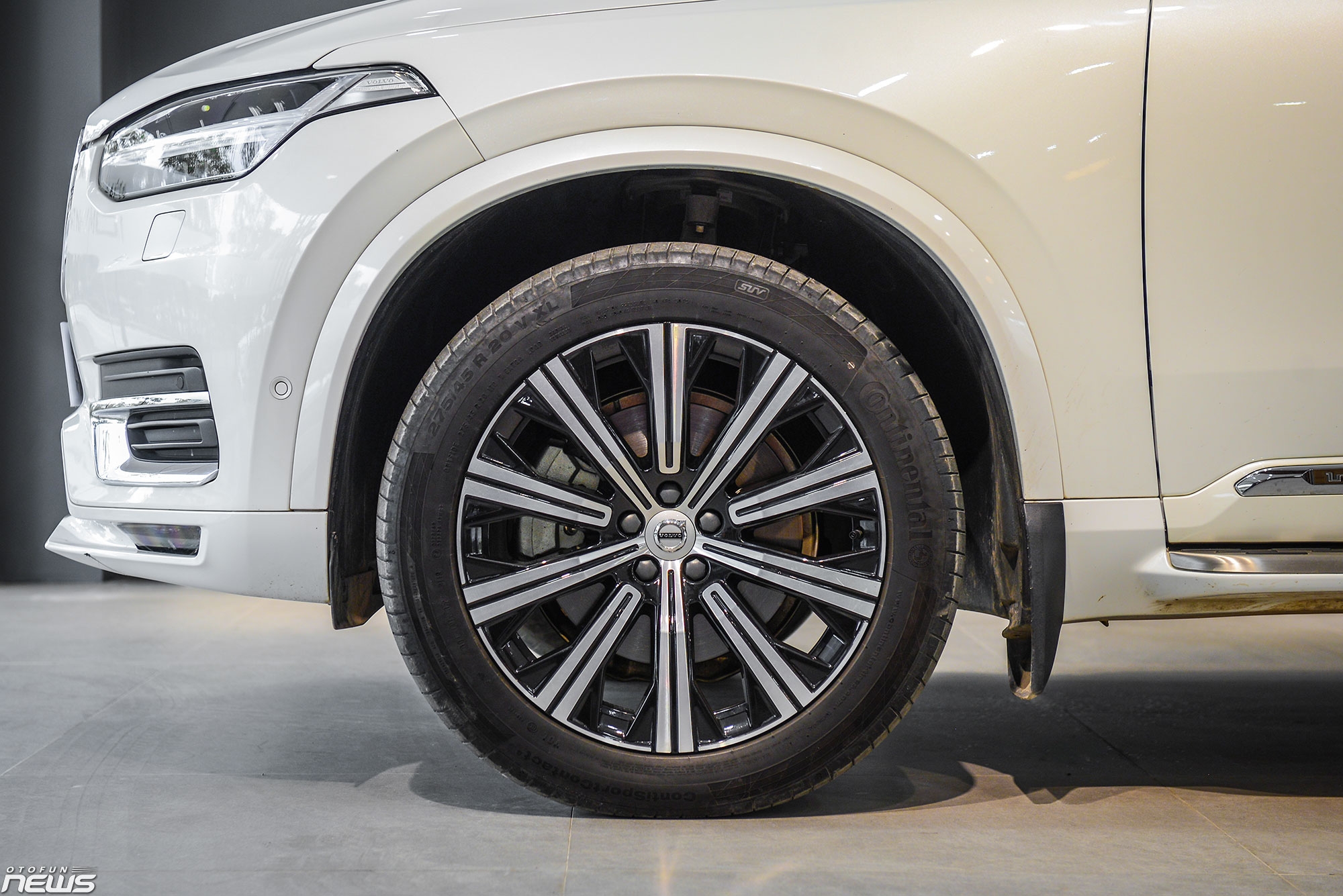 So sánh hai phiên bản Volvo XC90 trước và sau khi nâng cấp