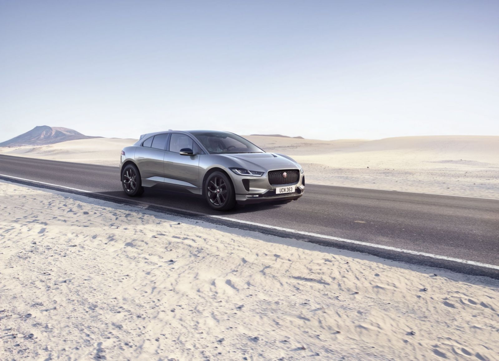 Jaguar I-Pace có thêm phiên bản Black mới Jaguar I-Pace có thêm phiên bản Black mới