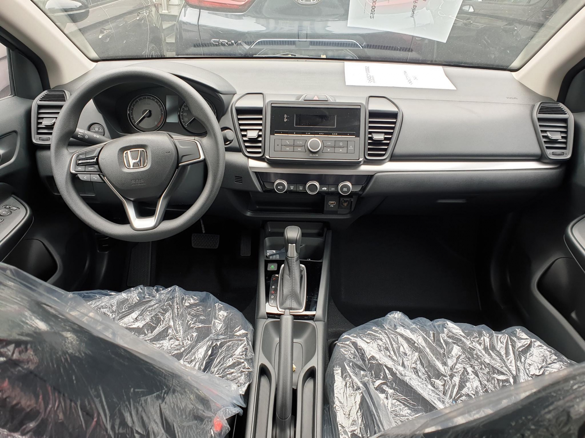 Honda City E giá 499 triệu về đại lý