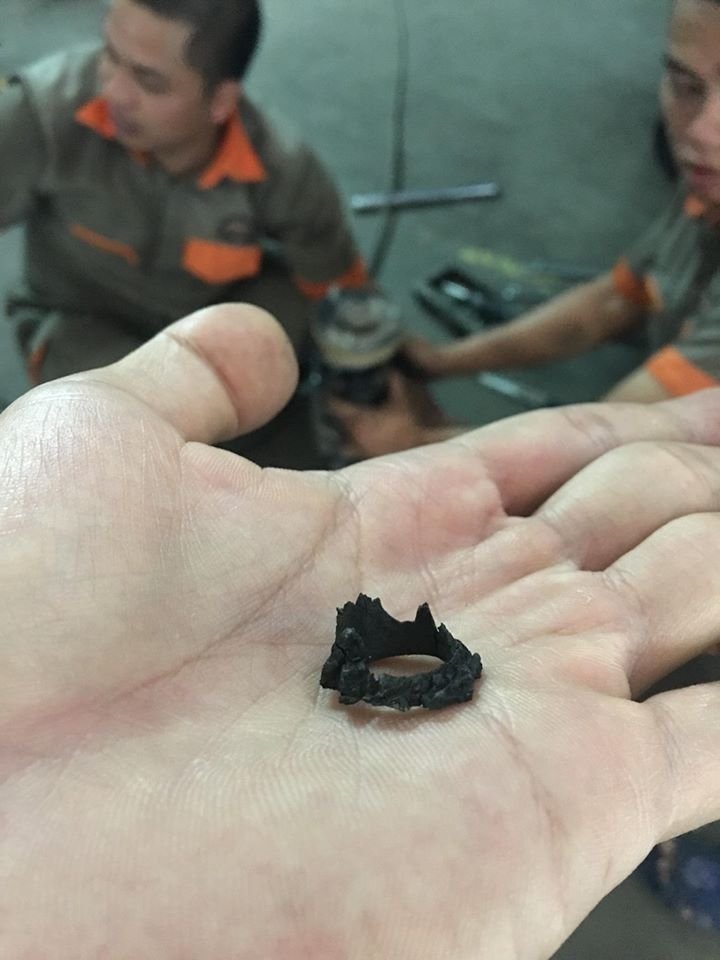 Cao su đầu thụt trước của xe có cần thay thế định kỳ ? cao su dau thut truoc cua xe co can thay the dinh ky