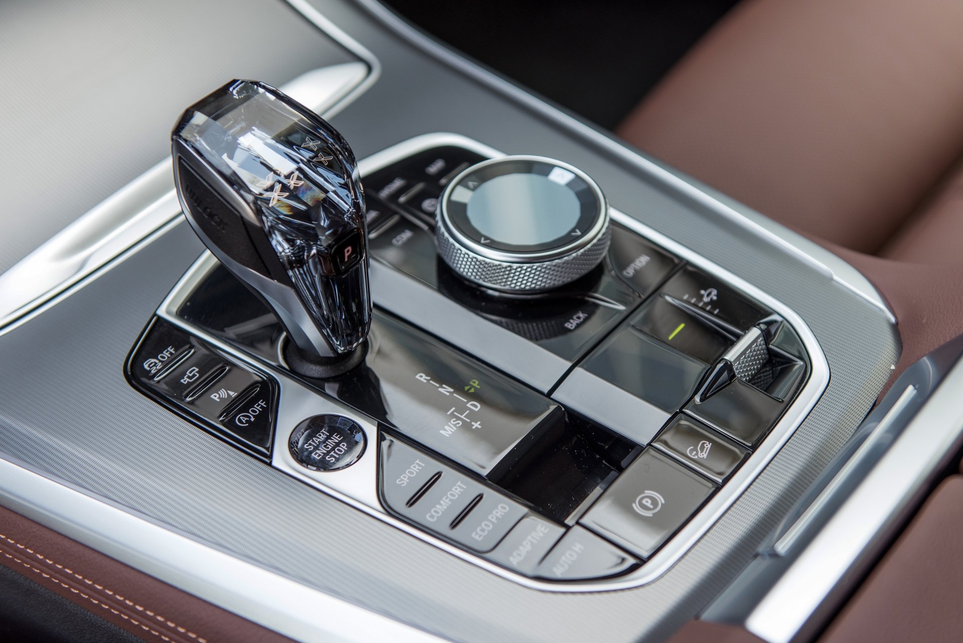 so sanh 2 phien ban bmw x5 2020 tai viet nam