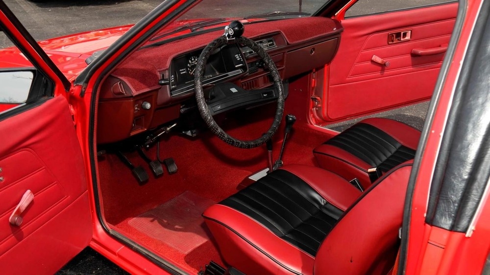 Chiếc ô tô 2 đầu, 2 động cơ đang tìm chủ mới chiec o to 2 dau 2 dong co dang tim chu moi