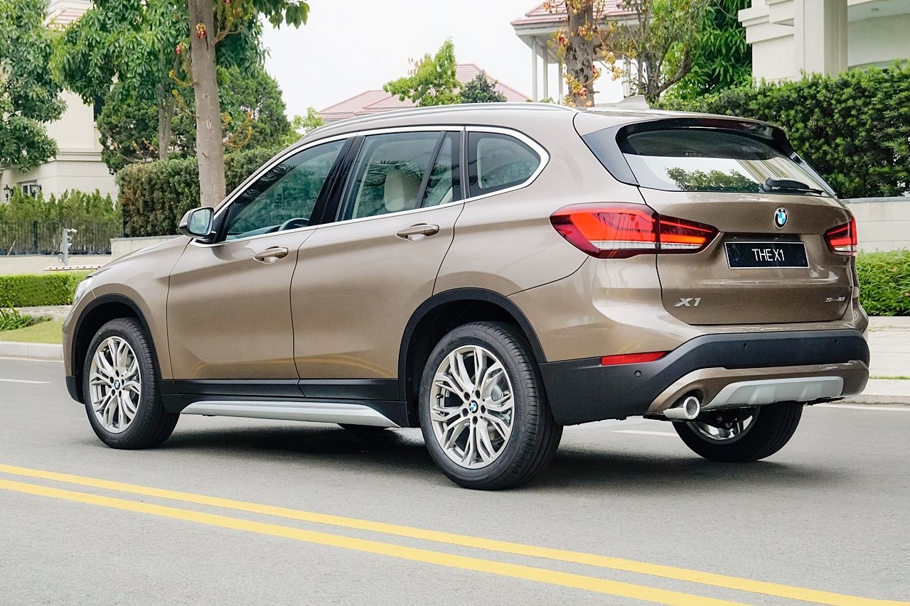 can canh bmw x1 2020 gia 18 ty dong