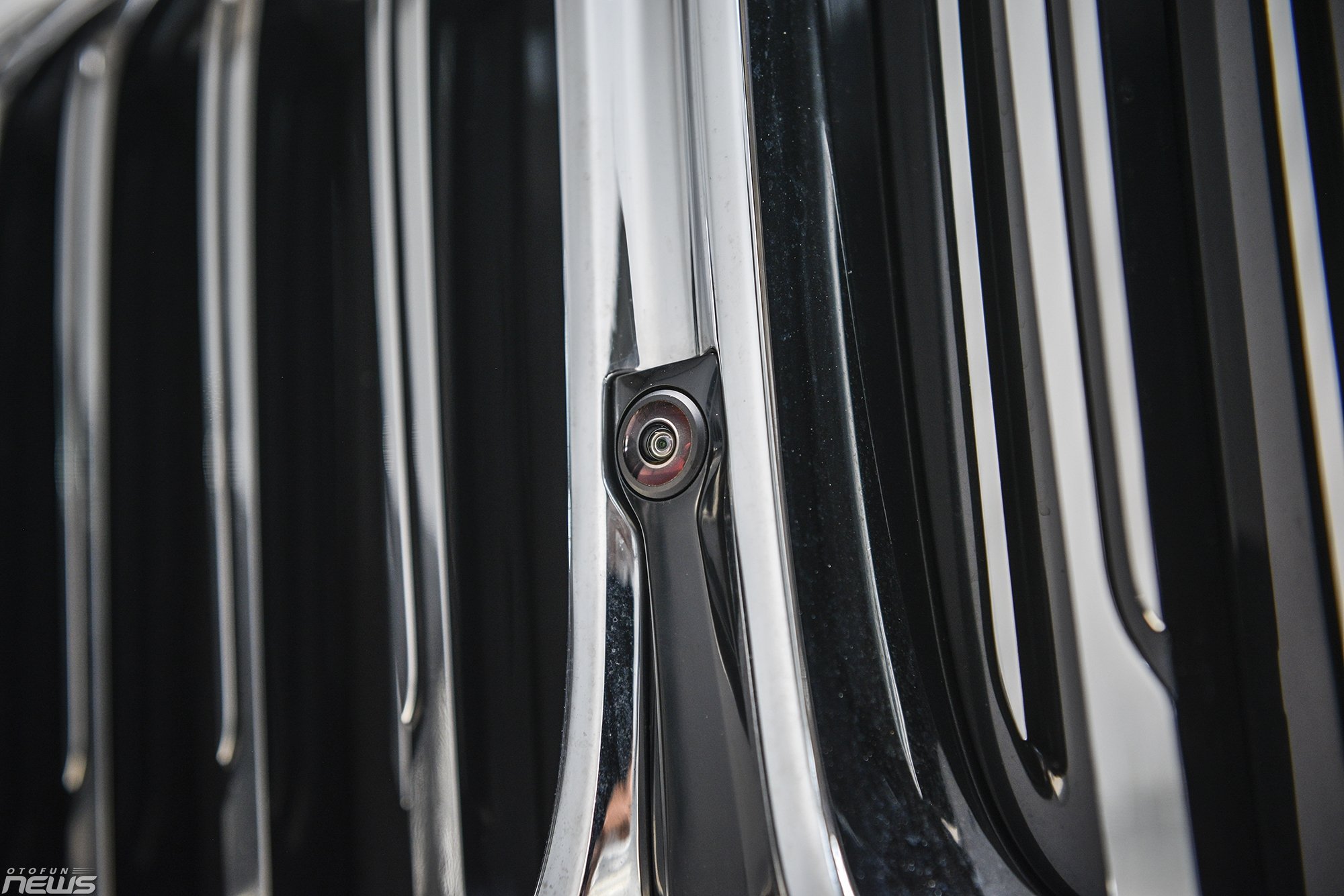 bmw 740li pure excellence sedan hang sang cho nhung ong chu dich thuc