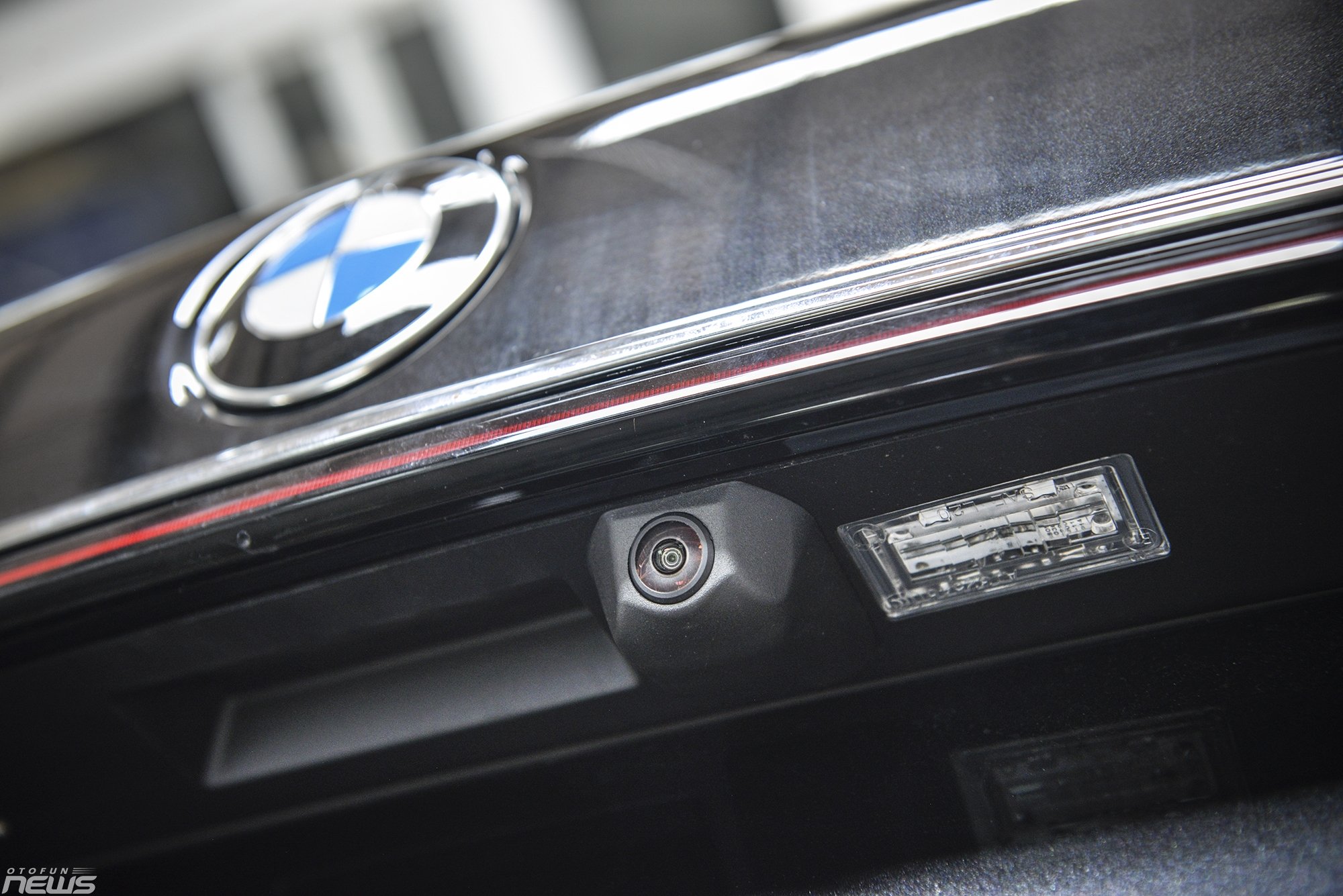 bmw 740li pure excellence sedan hang sang cho nhung ong chu dich thuc