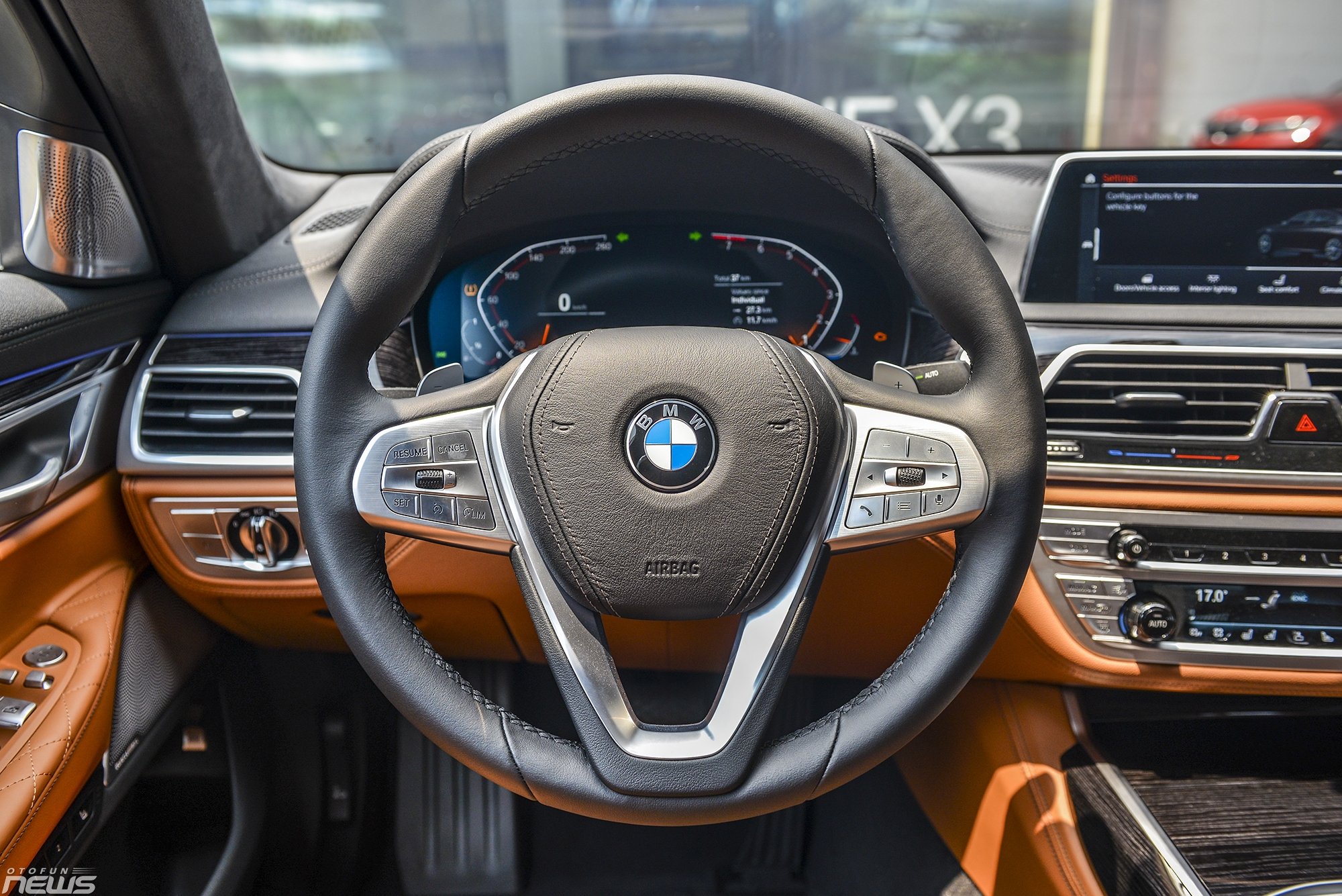 bmw 740li pure excellence sedan hang sang cho nhung ong chu dich thuc