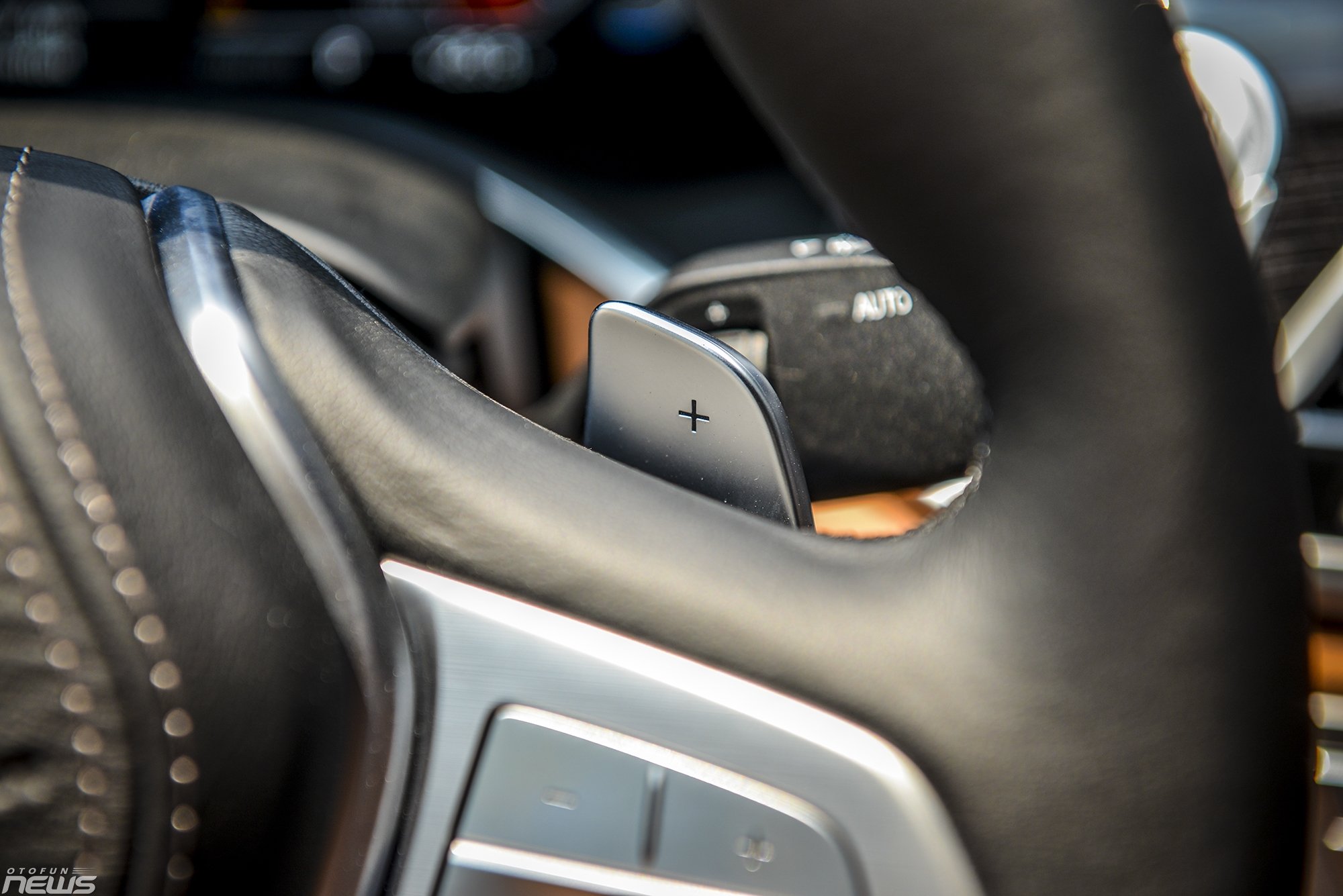 bmw 740li pure excellence sedan hang sang cho nhung ong chu dich thuc