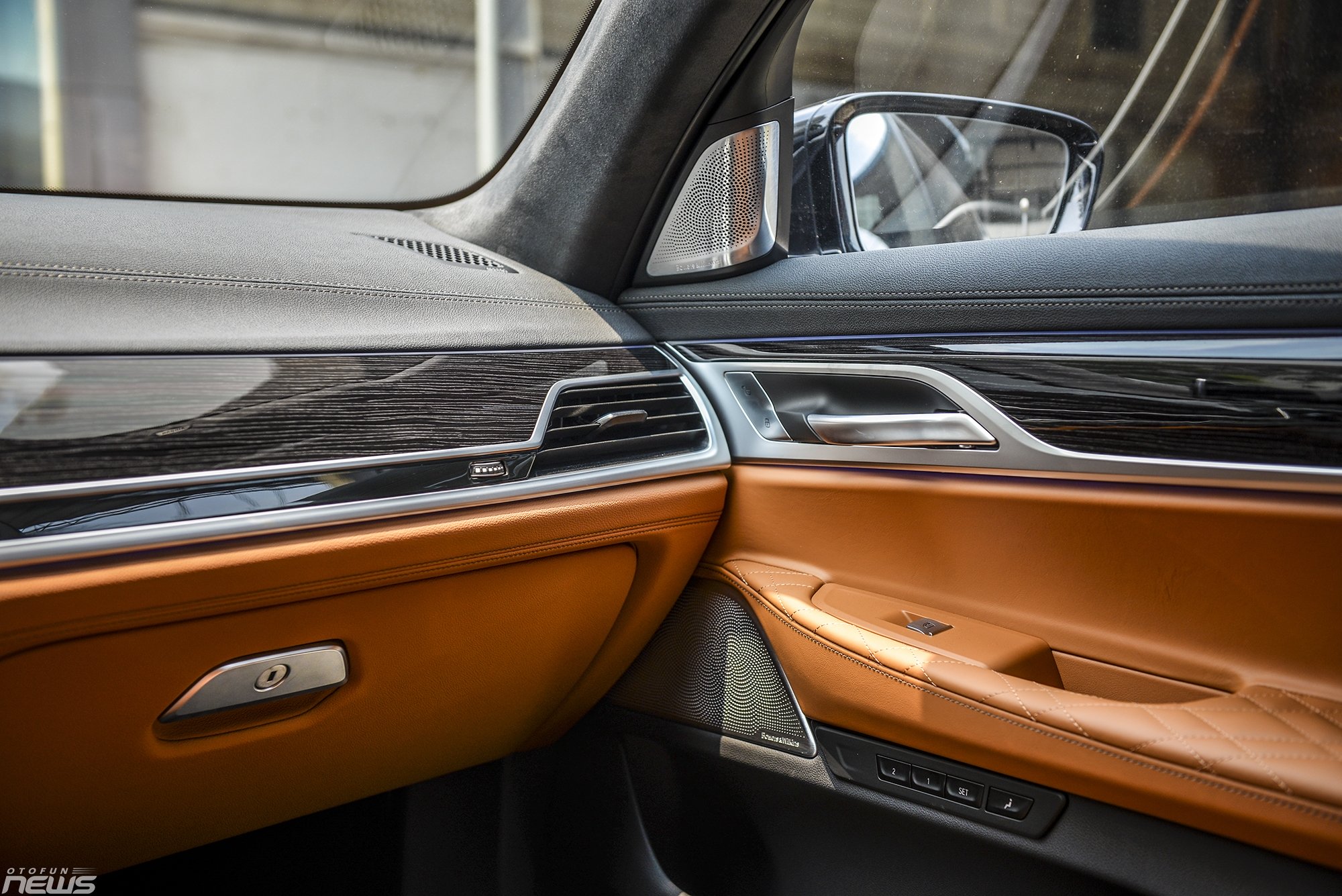 bmw 740li pure excellence sedan hang sang cho nhung ong chu dich thuc