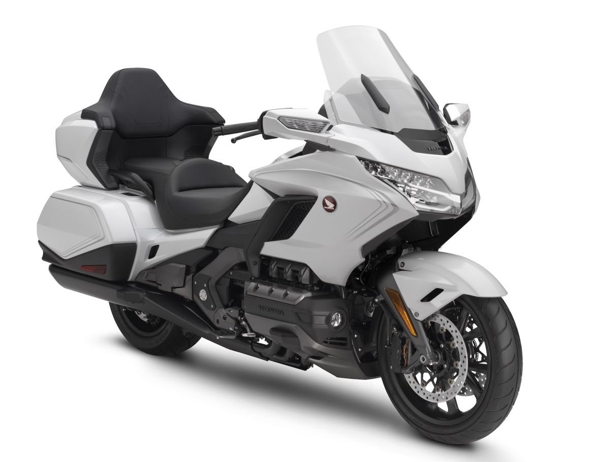 honda gold wing 2020 duoc trang bi ket noi android auto