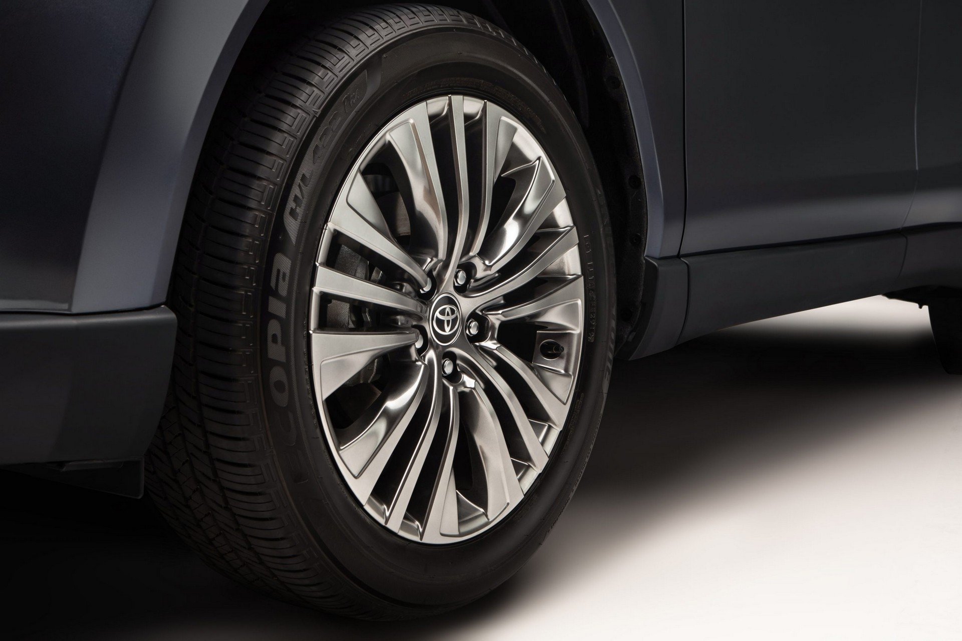 toyota venza hoan toan moi ra mat