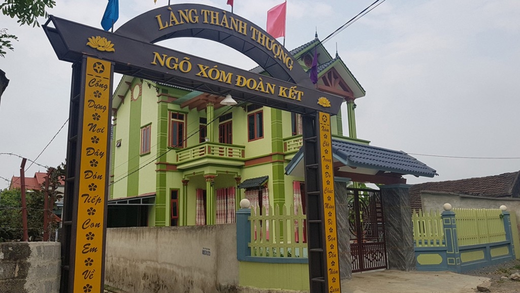1 hộ nghèo + 1 hộ nghèo = 1 hộ nghèo