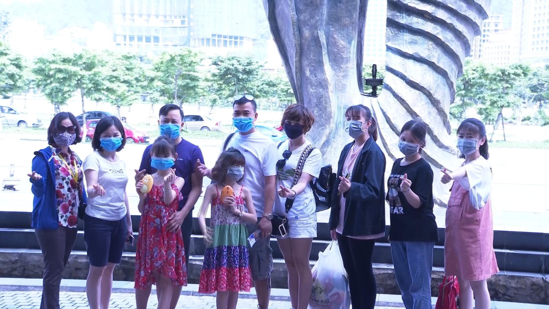 Một năm hoạt động, bến nội địa tại Cảng tàu khách quốc tế Hạ Long “lột xác” ra sao? Một năm hoạt động, bến nội địa tại Cảng tàu khách quốc tế Hạ Long “lột xác” ra sao?