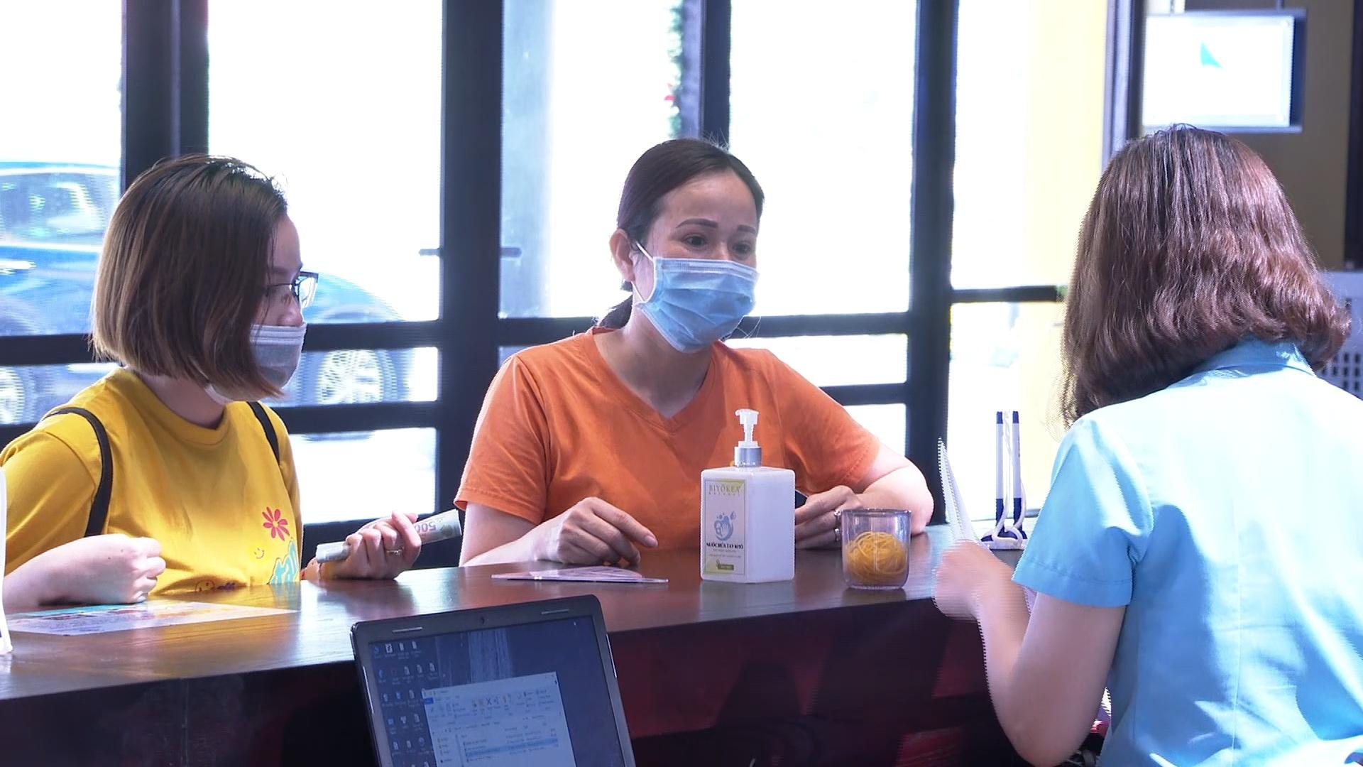 Một năm hoạt động, bến nội địa tại Cảng tàu khách quốc tế Hạ Long “lột xác” ra sao? Một năm hoạt động, bến nội địa tại Cảng tàu khách quốc tế Hạ Long “lột xác” ra sao?