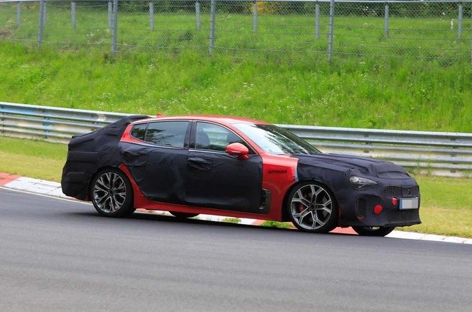 kia stinger the he moi chay thu nghiem tai n rburgring
