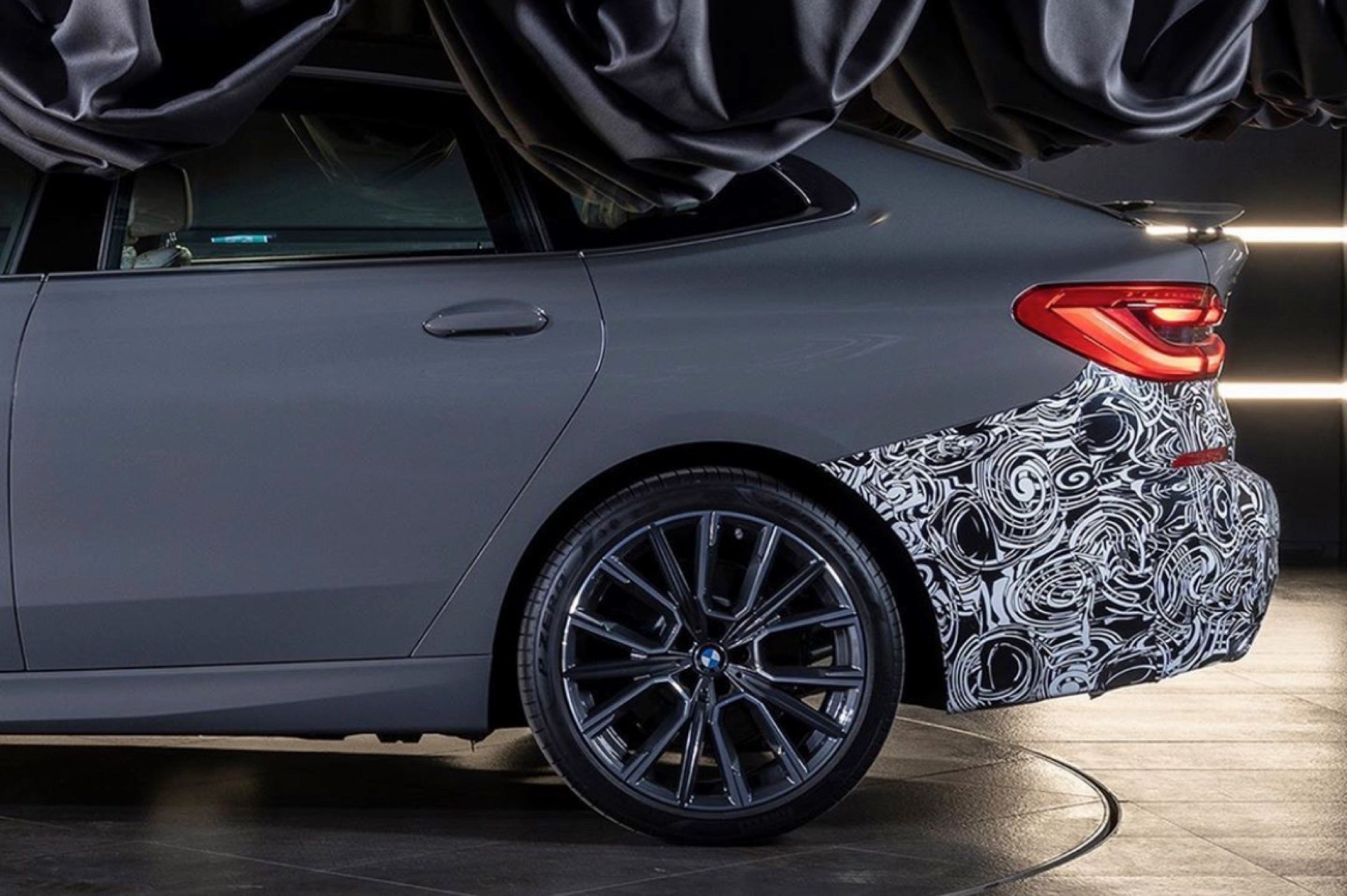 bmw gioi thieu 5 series va 6 series gt phien ban nang cap vao ngay mai