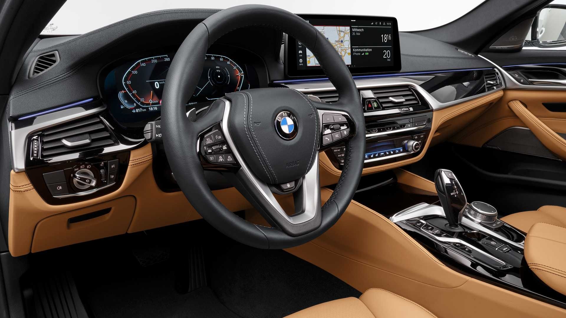 ra mat bmw 5 series moi them phien ban hybrid gia ban tu 54200 usd