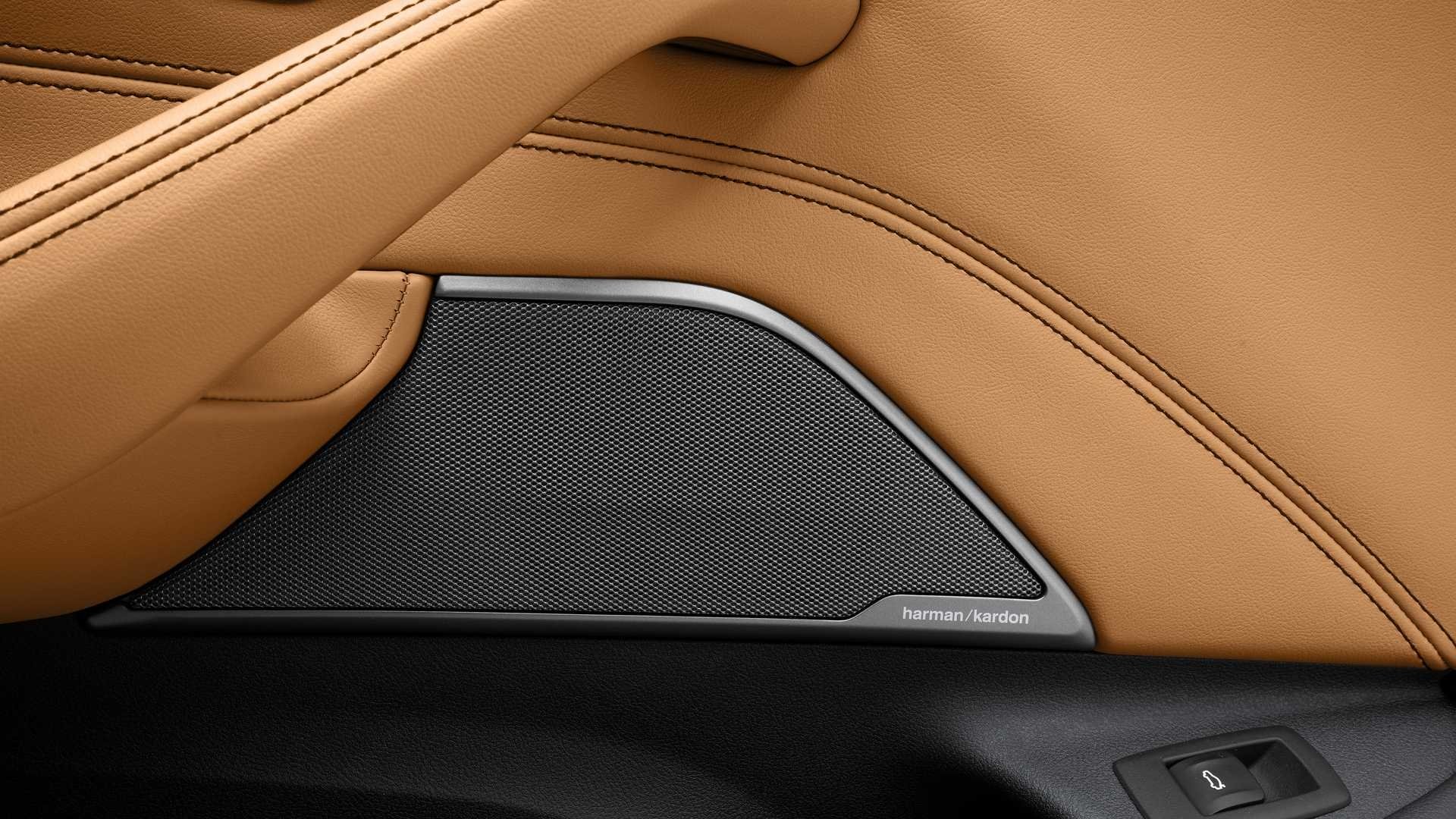 ra mat bmw 5 series moi them phien ban hybrid gia ban tu 54200 usd