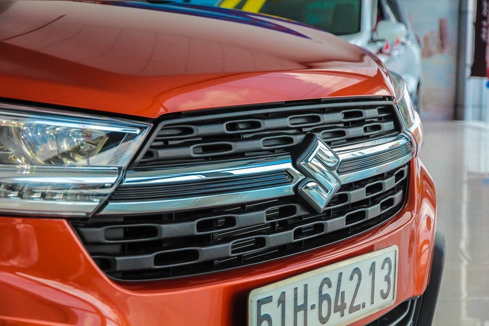 Cận cảnh tân binh Suzuki XL7 can canh tan binh suzuki xl7