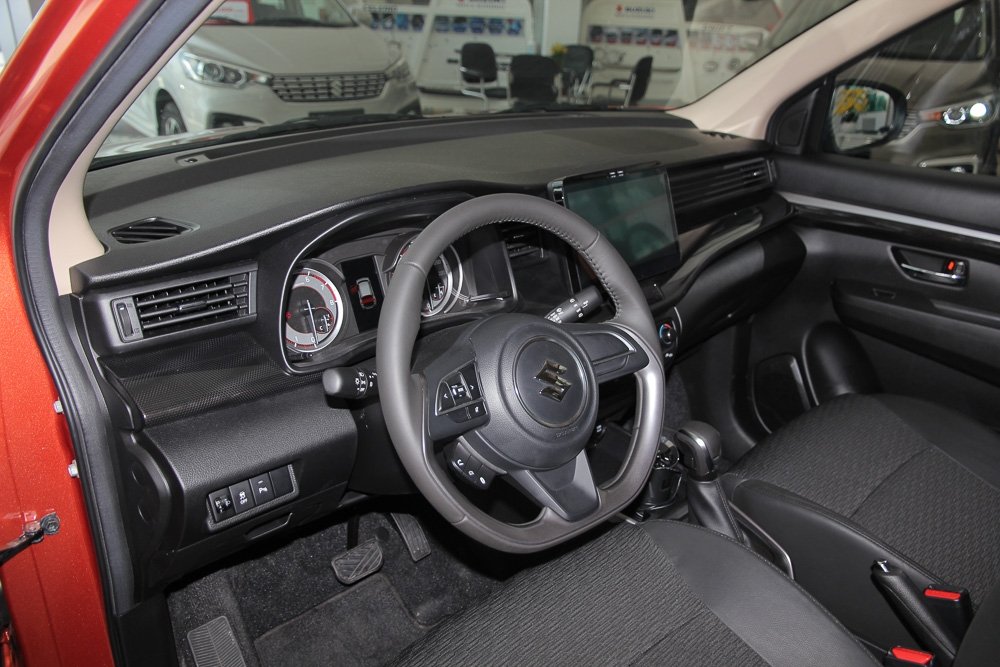 Cận cảnh tân binh Suzuki XL7 can canh tan binh suzuki xl7