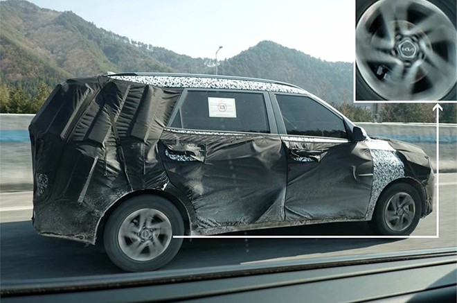 Xe Kia 7 chỗ hoàn toàn mới sắp ra mắt, đối đầu Mitsubishi Xpander