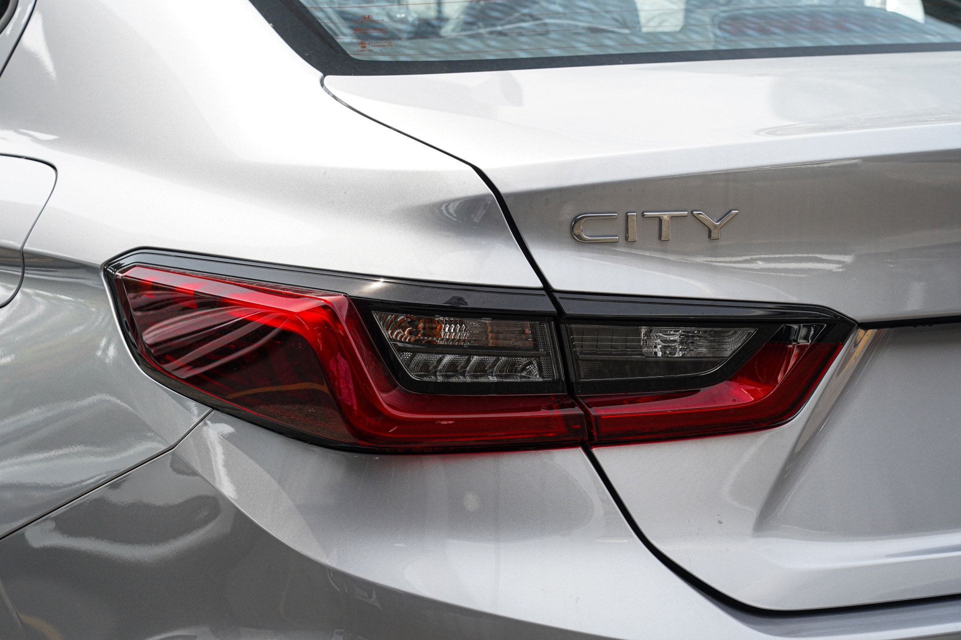 Cận cảnh Honda City E giá rẻ chỉ 499 triệu Cận cảnh Honda City E giá rẻ chỉ 499 triệu