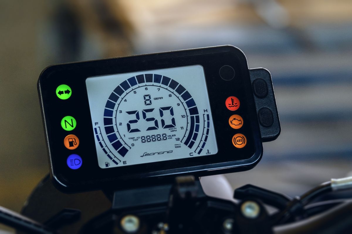 Benelli Leoncino 250 2021 ra mắt giá chỉ 94 triệu đồng