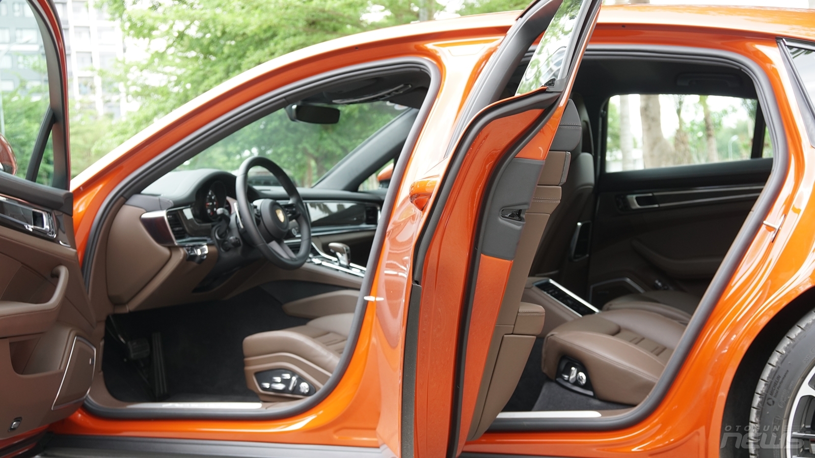 đánh giá Porsche Panamera 2021