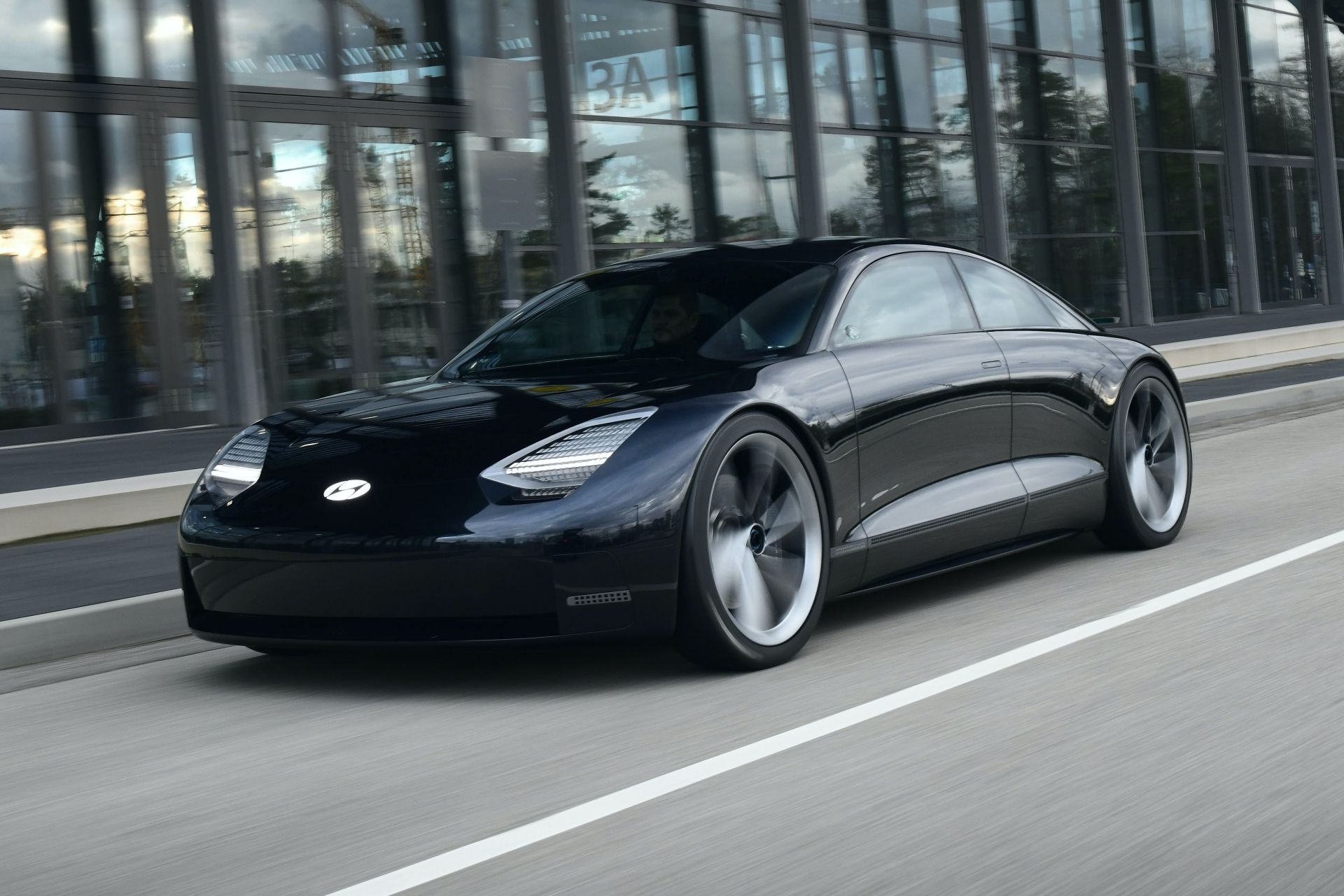 Top 10 mẫu xe điện đáng mua Top 10 mẫu xe điện đáng mua