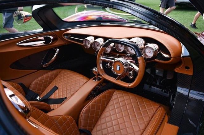 Những thiết kế vô lăng xấu nhất mọi thời đại Những thiết kế vô lăng xấu nhất mọi thời đại