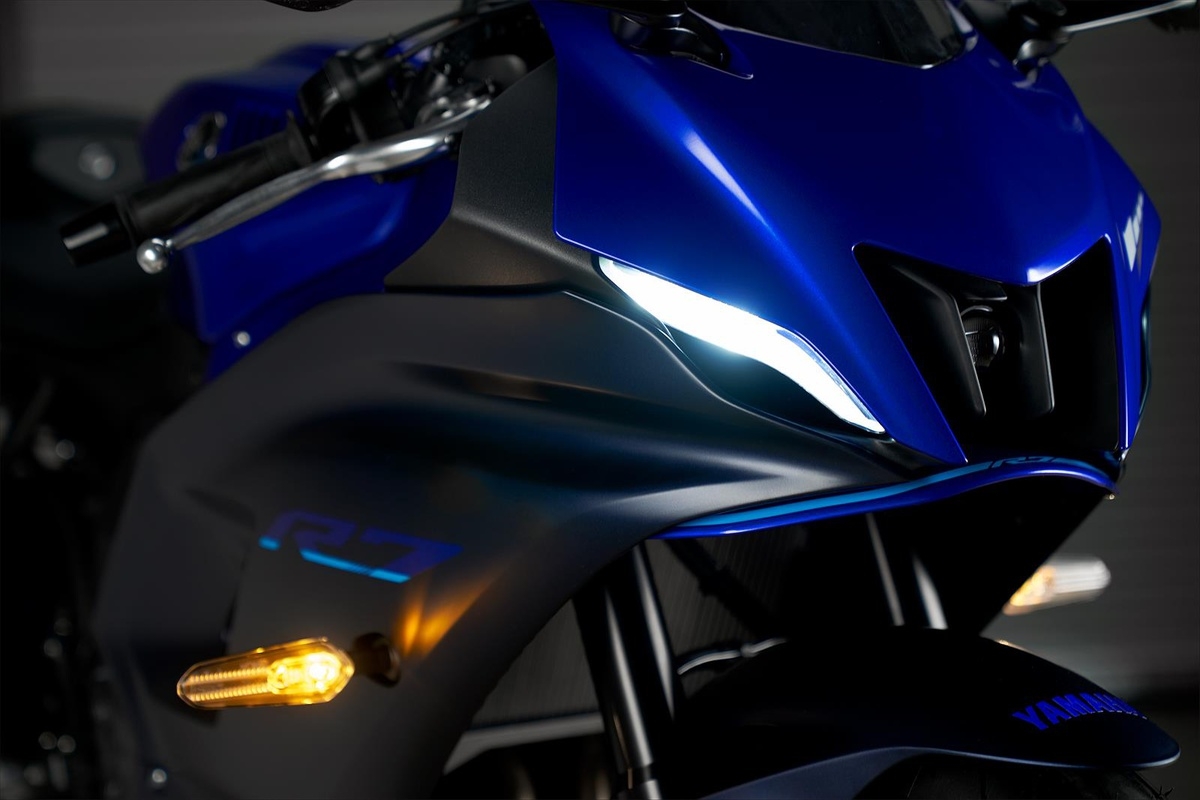Yamaha ra mắt sportbike YZF-R7 hoàn toàn mới