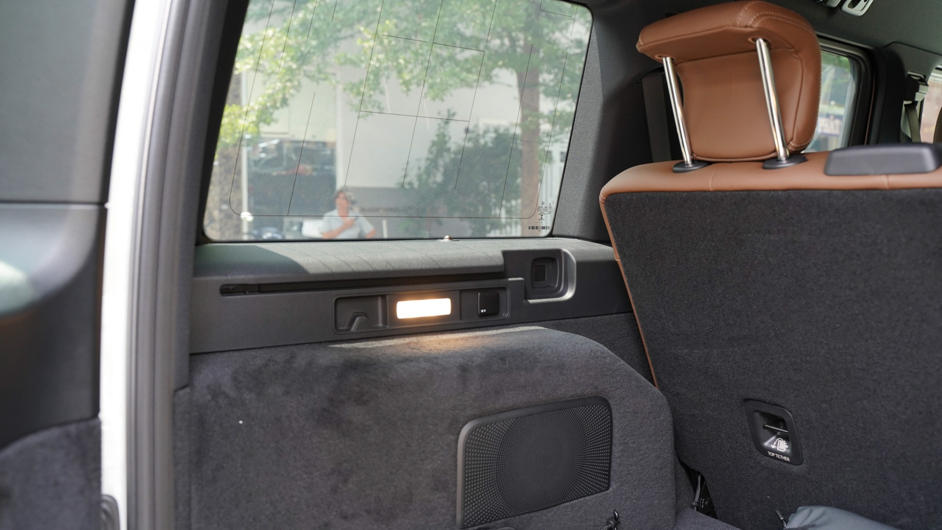 Cận cảnh Mercedes Benz G-class 'giá rẻ' đầu tiên về Việt Nam