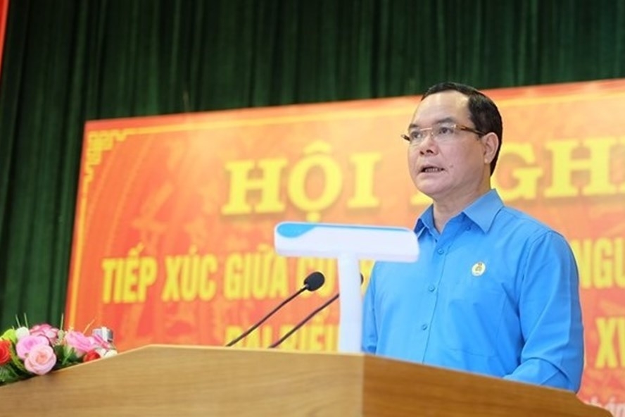 Giúp đỡ công nhân lao động ở các khu công nghiệp, khu chế xuất tham gia bầu cử an toàn