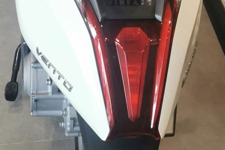 Ảnh thực tế xe máy điện VinFast Vento sắp ra mắt Ảnh thực tế xe máy điện VinFast Vento sắp ra mắt