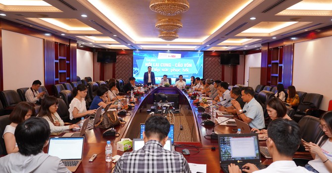 Gỡ khó tìm vốn hậu Covid-19: Ngân hàng muốn cho vay và bài toán của doanh nghiệp