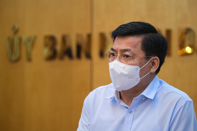 Gần 7.600 công nhân trở lại làm việc, doanh nghiệp tháo gỡ khó khăn về giấy xác nhận Gần 7.600 công nhân trở lại làm việc, doanh nghiệp tháo gỡ khó khăn về giấy xác nhận