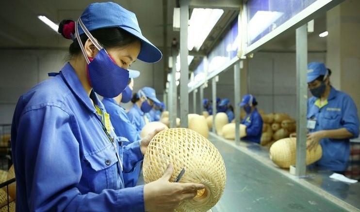 Miễn đóng BHYT cho công nhân lao động bị mất việc do dịch Covid-19