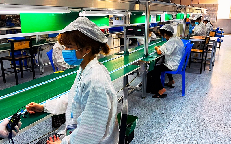 Bắc Giang: Công nhân được trả lương như thế nào khi ngừng việc do dịch bệnh?