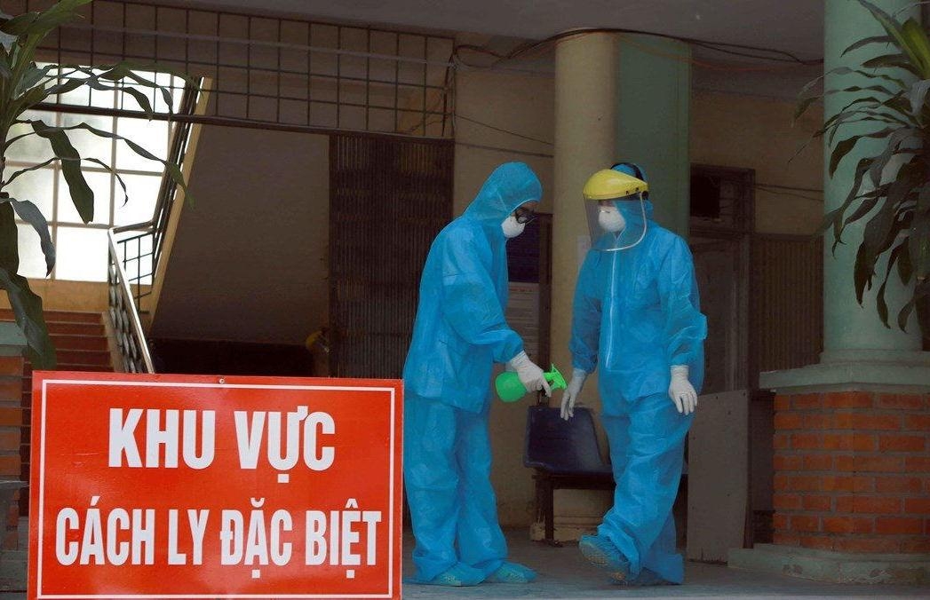 Khi đến từ vùng đang có dịch, ai bị cách ly y tế?