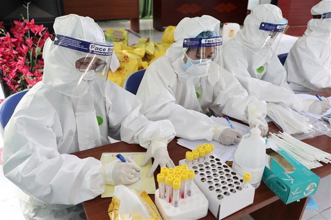 F1 cách ly tại nhà cần tuân thủ những gì?