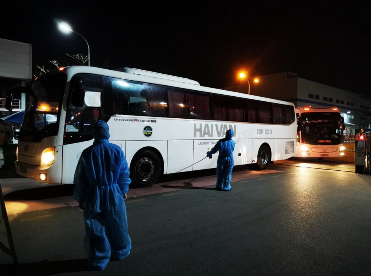 Gần 54.000 công nhân đi làm trở lại, thiết lập “luồng xanh” tạo điều kiện thuận lợi