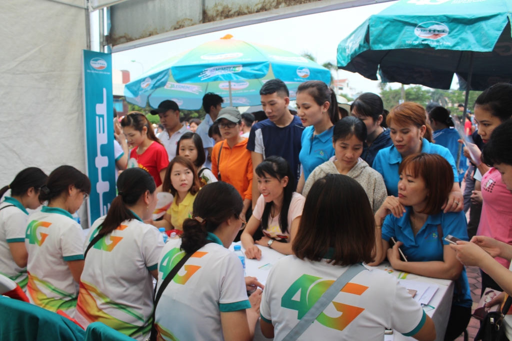 Công đoàn Các khu công nghiệp Hải Dương: Khó nhưng không lùi bước cong doan cac khu cong nghiep hai duong kho nhung khong lui buoc