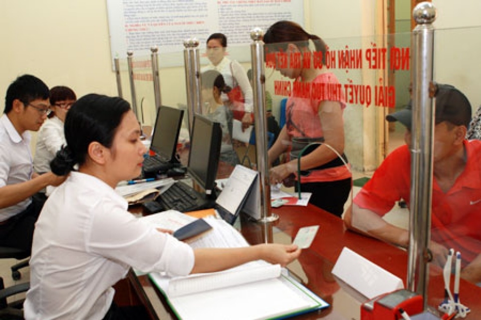 Lương của công chức chuyển ngạch thay đổi như thế nào? luong cua cong chuc chuyen ngach thay doi nhu the nao