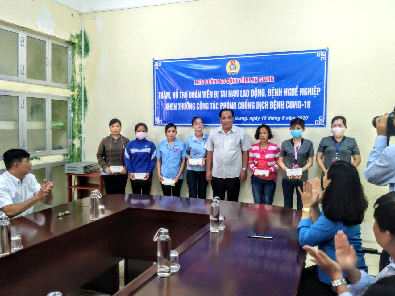 Nhiều giải pháp tháo gỡ khó khăn về tình hình lao động, việc làm tại An Giang nhieu giai phap thao go kho khan ve tinh hinh lao dong viec lam tai an giang