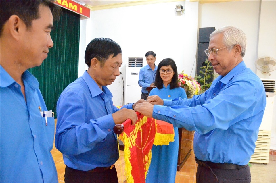 Nhiều giải pháp tháo gỡ khó khăn về tình hình lao động, việc làm tại An Giang nhieu giai phap thao go kho khan ve tinh hinh lao dong viec lam tai an giang