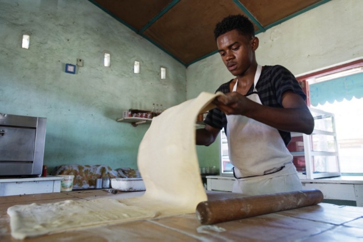 Lao động di cư thường là đối tượng đầu tiên bị cho nghỉ việc Lao động di cư thường là đối tượng đầu tiên bị cho nghỉ việc