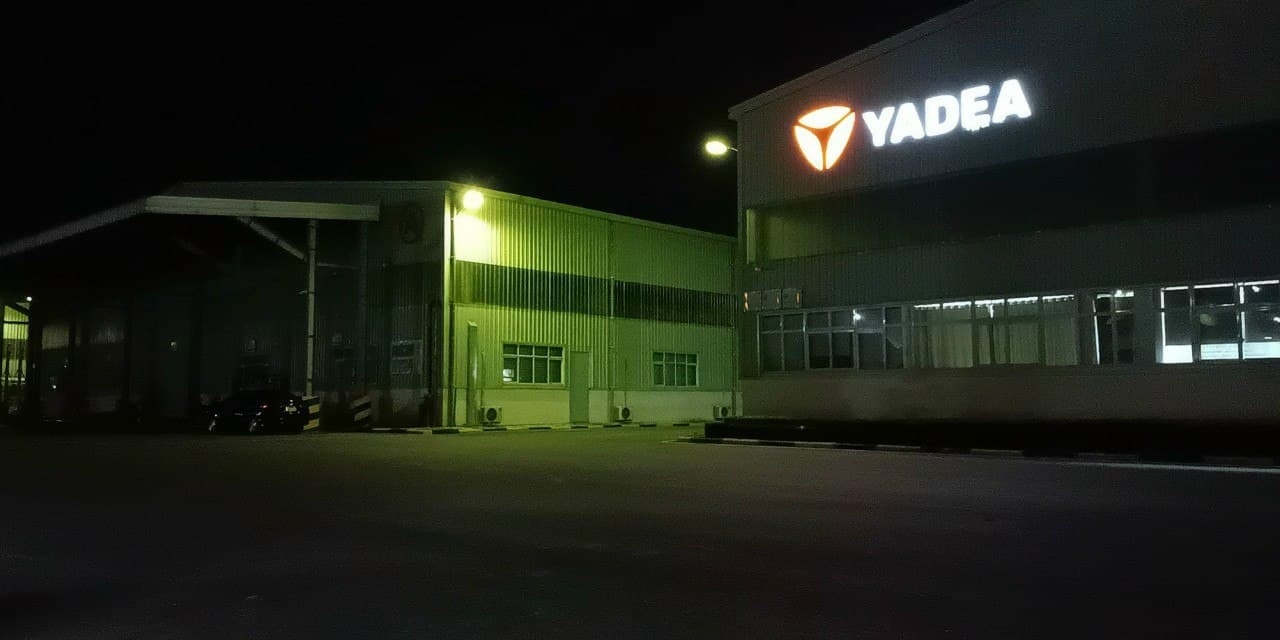 Công nhân Bắc Giang trở lại nhà máy làm việc: Tăng lương 2 triệu, xét nghiệm 1 lần/tuần Công nhân Bắc Giang trở lại nhà máy làm việc: Tăng lương 2 triệu, xét nghiệm 1 lần/tuần