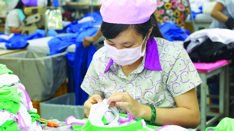 Làm thế nào để lao động nữ di cư an toàn? Làm thế nào để lao động nữ di cư an toàn?